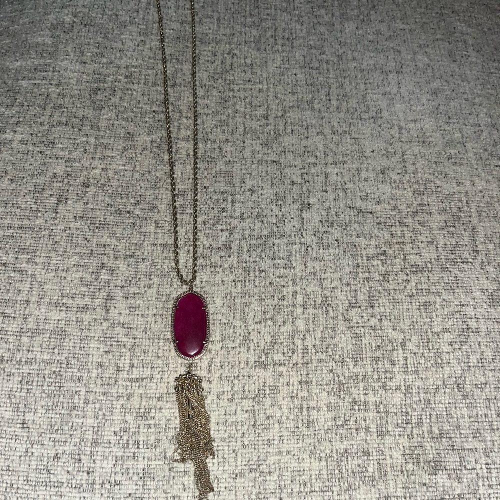 Kendra Scott Rayne pendant necklace, like new condition